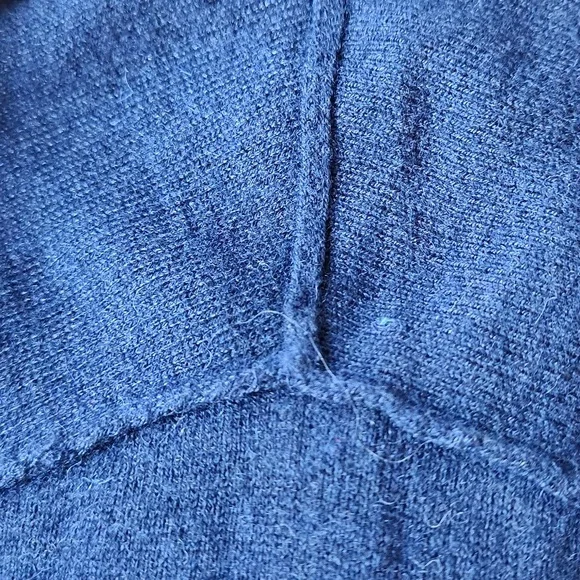 Austin Reed, Wool blend Sweater - Picture 10 of 10